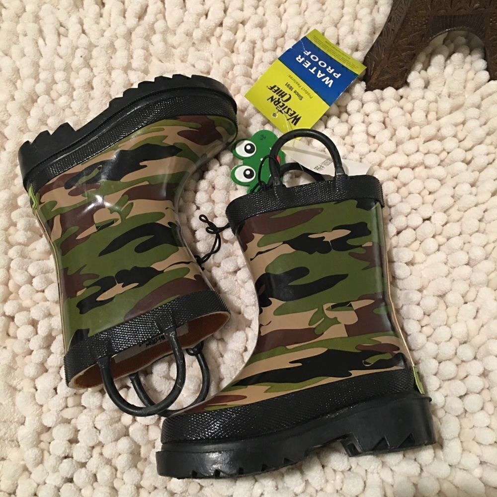 Western chief child’s rain boots